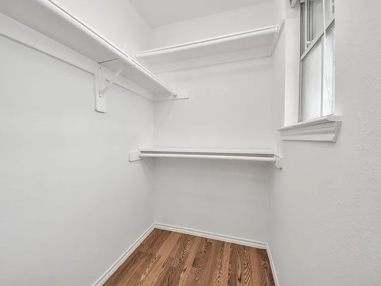 16526 Cairngrove Ln — Photo 22
