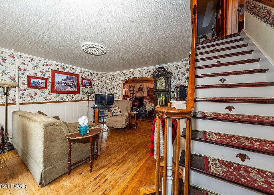 336 Columbus Ave Hawley, PA, 18428 Apartments for Rent Zillow