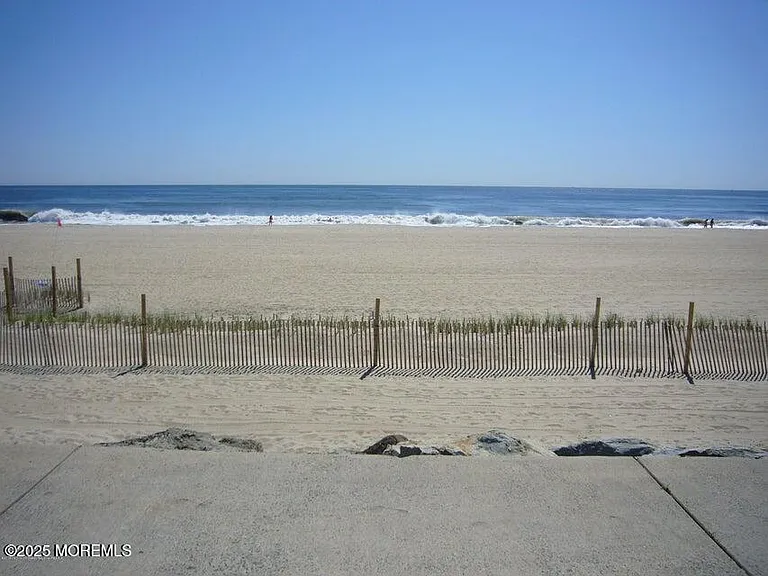 1201 Ocean Ave #54 — Photo 17