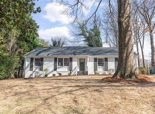 612 Whittier Dr, Greensboro, NC 27403