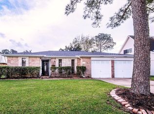 9950 Sagebud Ln, Houston, TX 77089