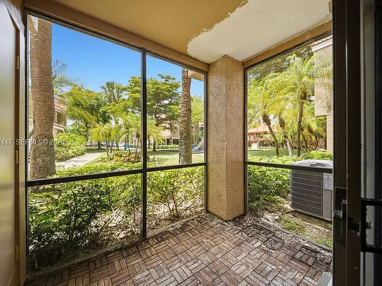 15560 SW 104th Ter #6110 — Photo 22