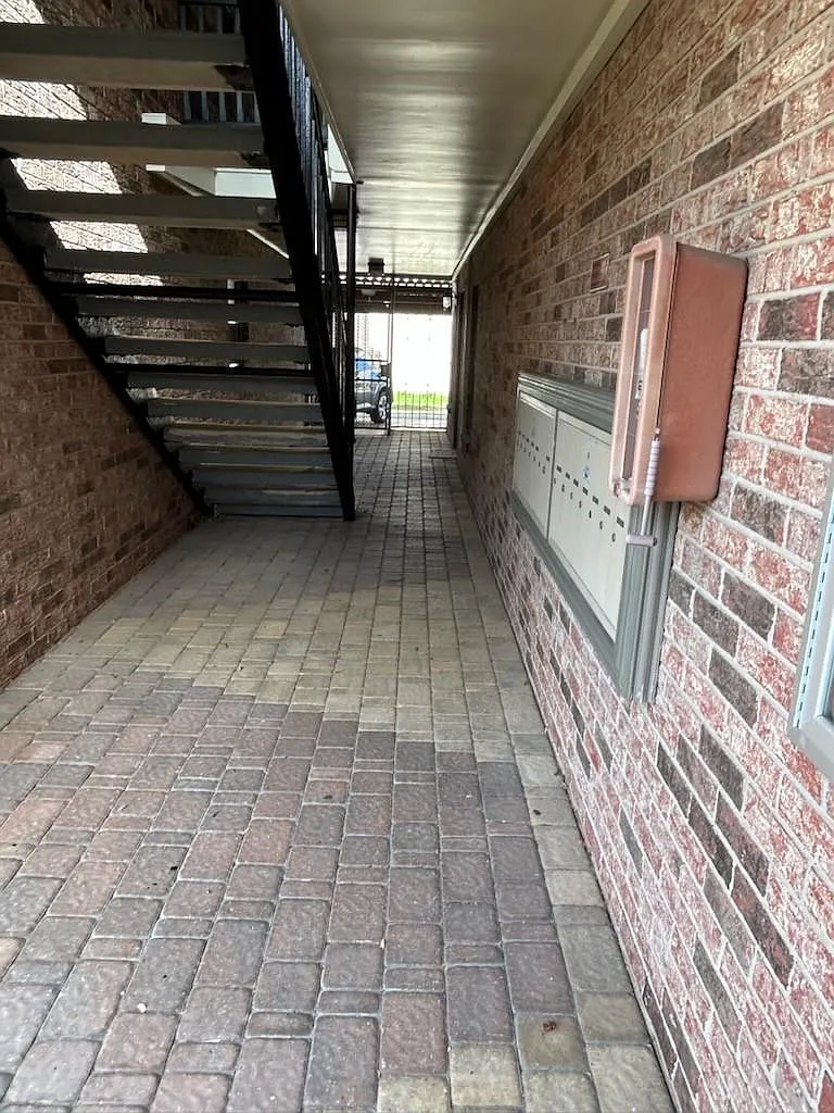 1 bed, 1.0 bath, 620 sqft, $1,050 — Photo 4