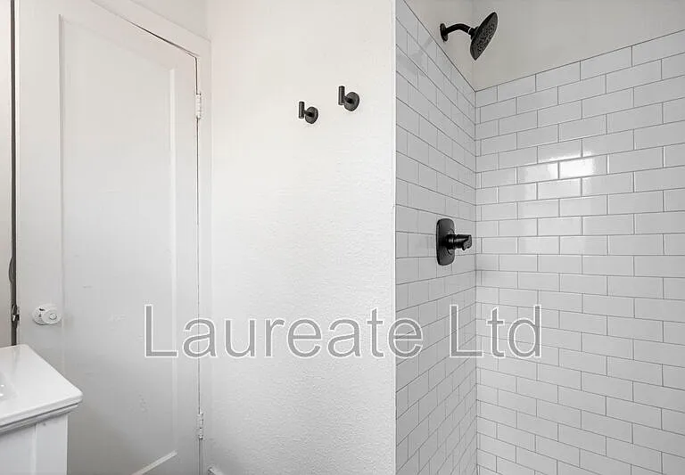 2631 W Pikes Peak Ave — Photo 9