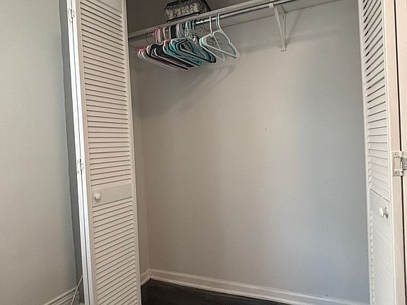 5th image of 5135 S Kenwood Ave APT 404