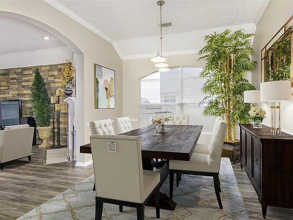 4th image of 7810 Pickford Knolls Ct