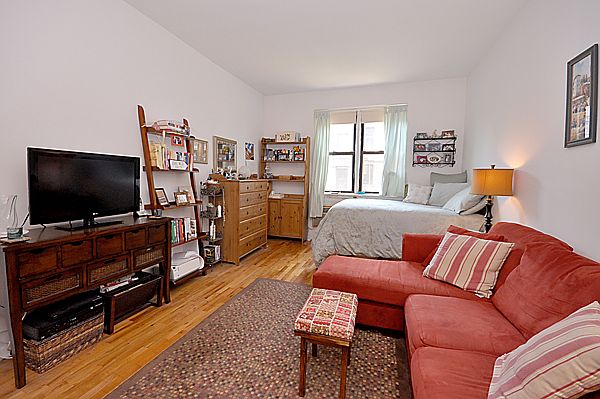 1st image of 205 E 89th St APT 4B