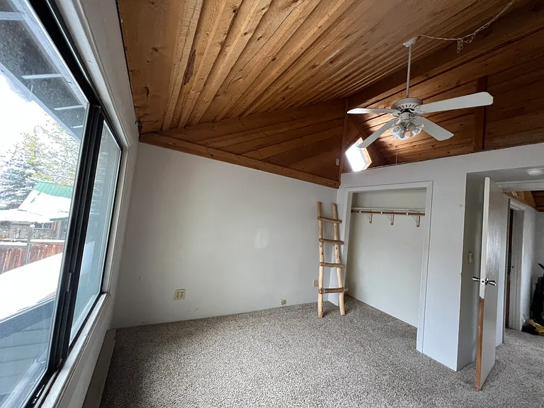 297 James St — Photo 7