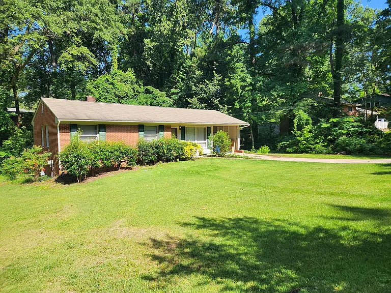 1518 Ashburton Rd — Photo 2