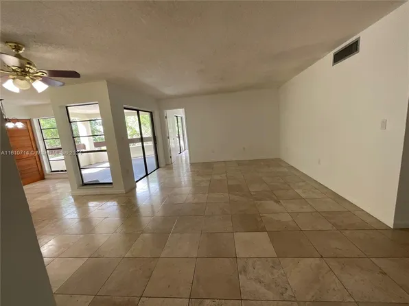9020 SW 125th Ave #F310, Miami, FL 33186