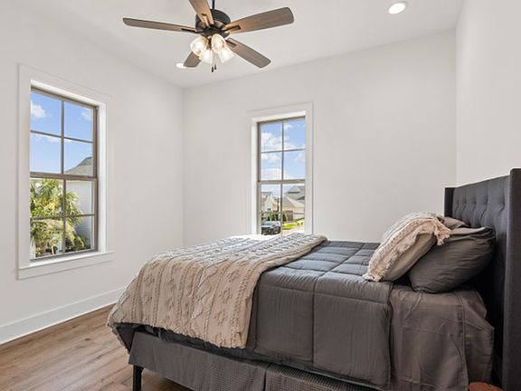 5th image of 115 Gaunt Ln #205