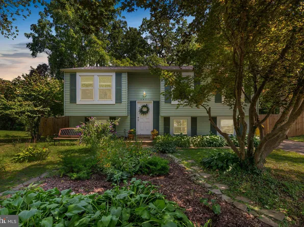 1471 Amberwood Dr N, Annapolis, MD 21409