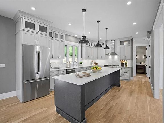 5th image of 15 Tuscan Ct