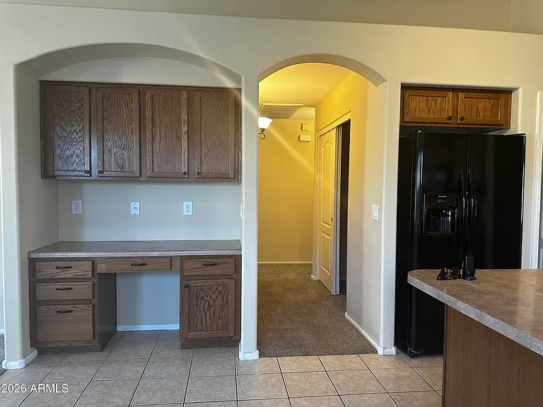 1618 E Angeline Ave — Photo 3
