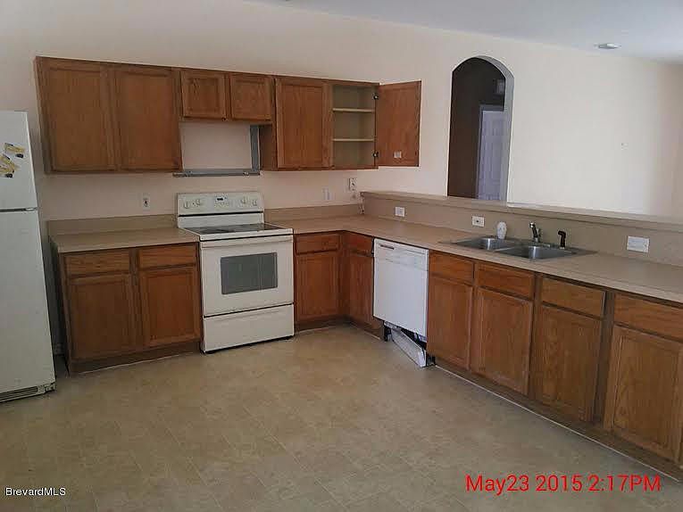 2nd image of 4190 Caparosa Cir