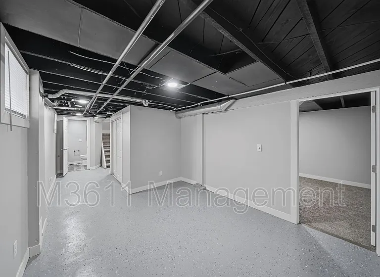 6928 Ballard Ave — Photo 24