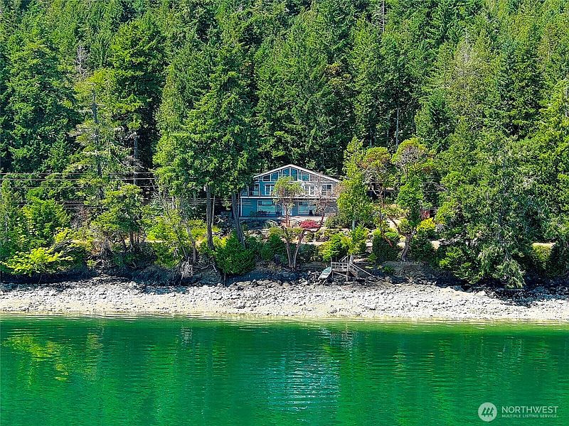 4th image of 400 Seal Rock Road