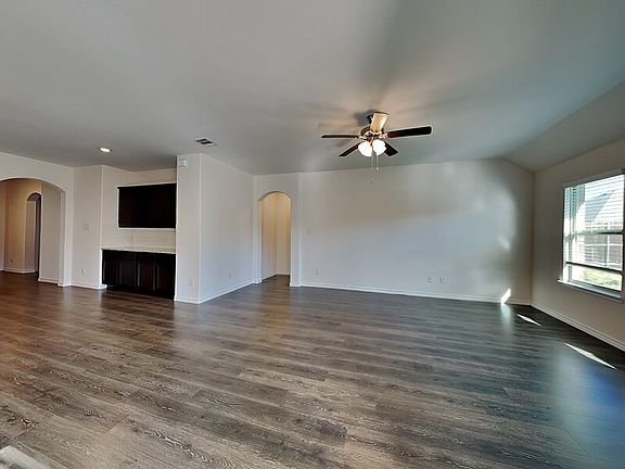 2nd image of 148 Whitetail Way