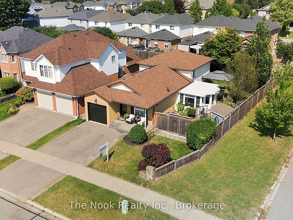 4th image of 49 Granville Dr