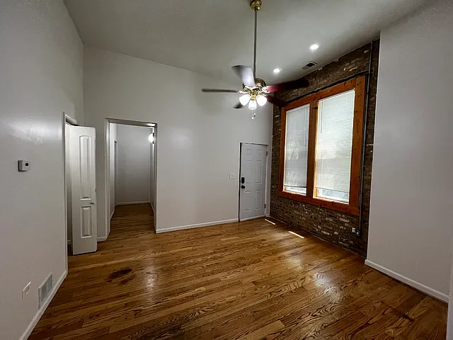3 bed, $1,750 — Photo 3