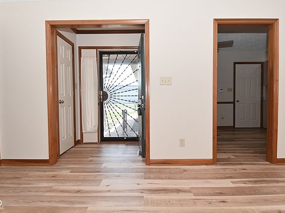 3rd image of 1290 Tradition Ln