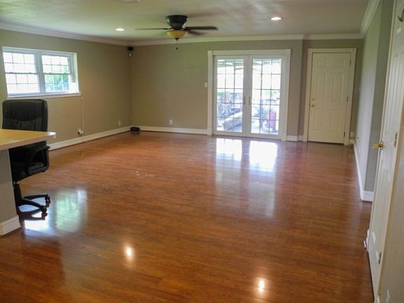 4th image of 4717 80th St