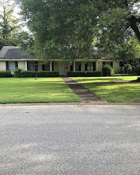 1st image of 222 Belmont Dr