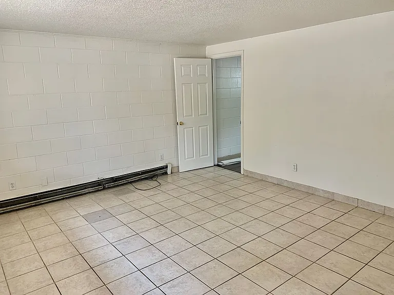 1739 7th Ave — Photo 35