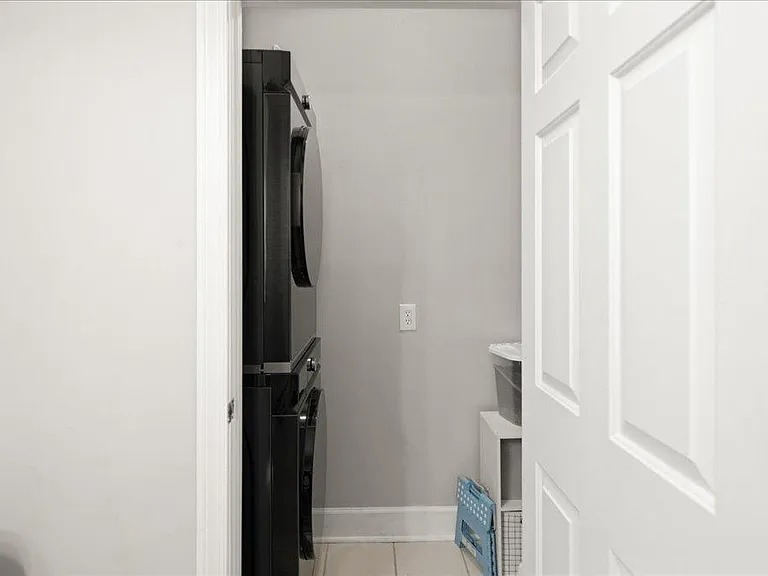 28 Mount Vernon Cir — Photo 20