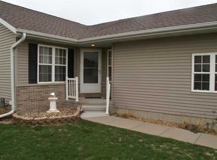 334 Highland Ct, Fairfax, IA 52228