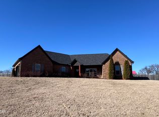138 Hillside Cv, Dyersburg, TN 38024
