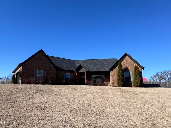 138 Hillside Cv, Dyersburg, TN 38024