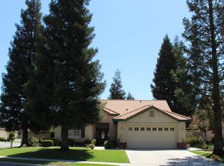 9801 Rosewalk St, Bakersfield, CA