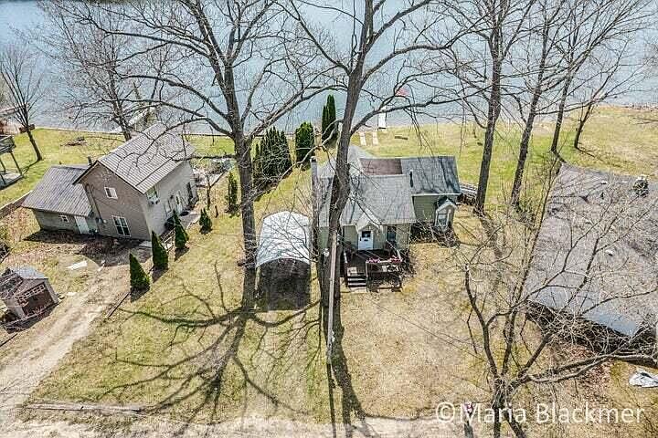 1st image of 811 N Crooked Lake Dr