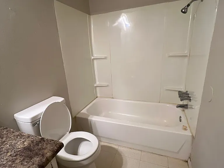 1004 County Road 3771 — Photo 16