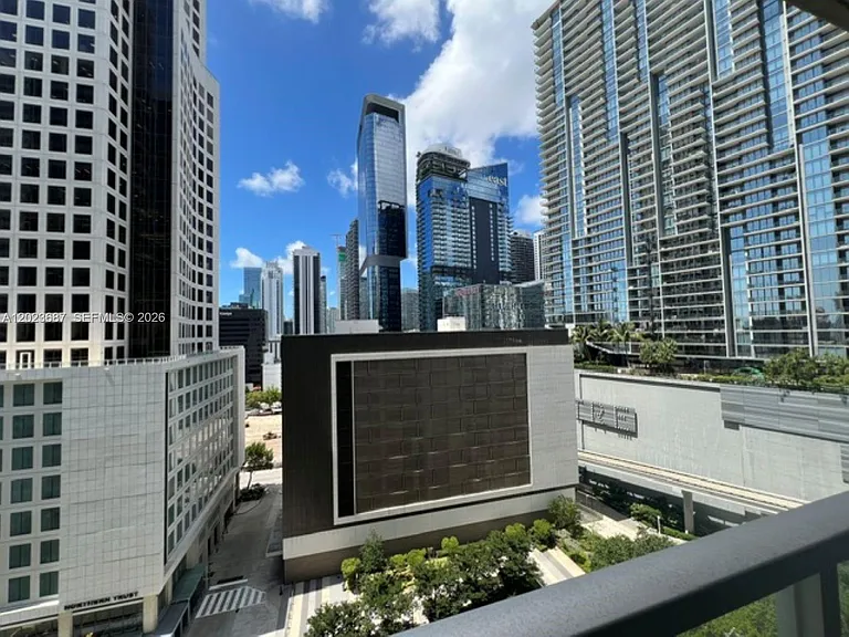 55 SE 6th St #1506 — Photo 11