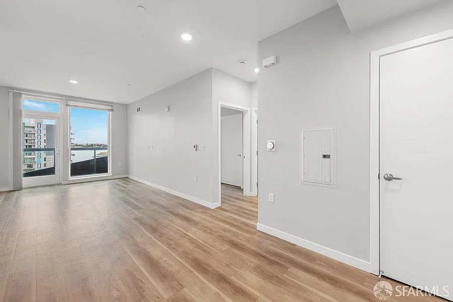 1 bed, 1.0 bath, 750 sqft, $3,250 — Photo 3