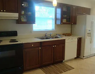 668 Whitechapel Dr — Photo 7