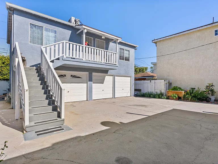3124 Helms Ave #1/2 — Photo 14