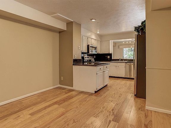 5th image of 4605 S Yosemite St Unit 23