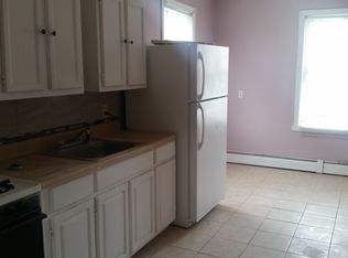 121 Daboll St #4, Providence, RI 02907