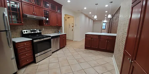 Rented by Manhattan Best Realty, Inc.