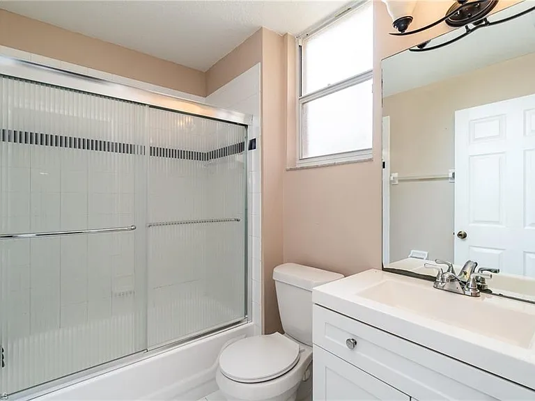 2408 Millcreek Ln #104 — Photo 21