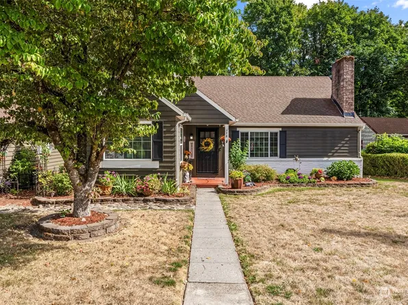 178 Cowlitz Gardens Road, Kelso, WA 98626