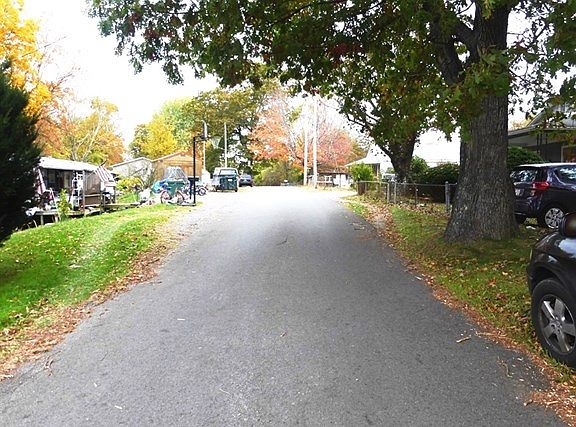 4th image of 178 Haymarket Dr