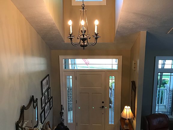 2 story foyer
