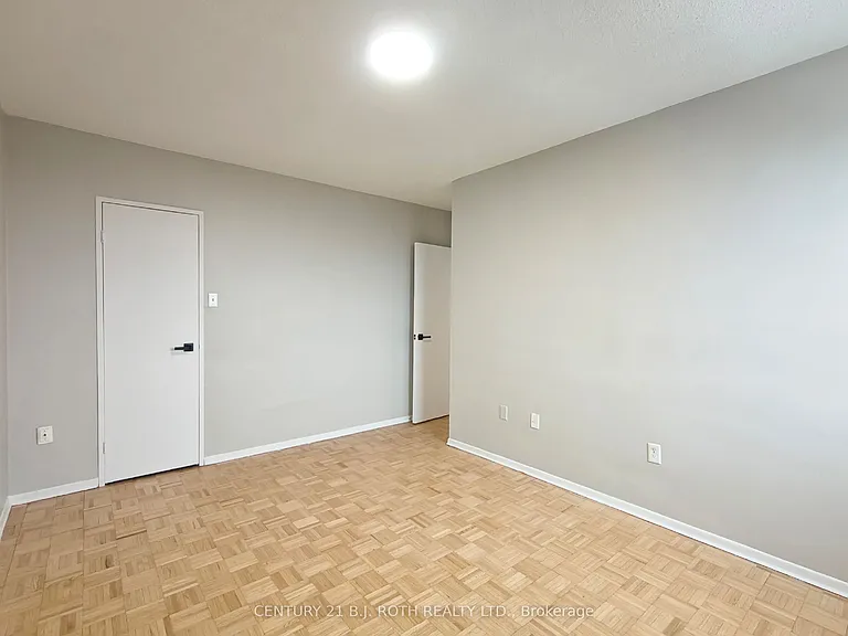 98 Holgate St #407 — Photo 12