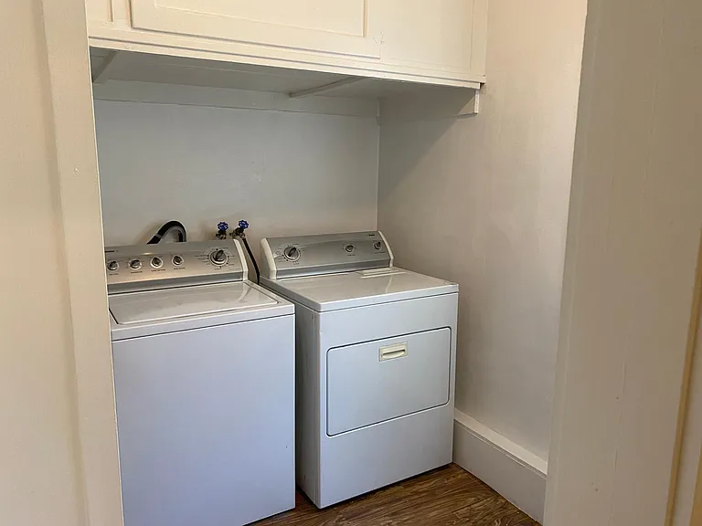 422C W New York Ave — Photo 10