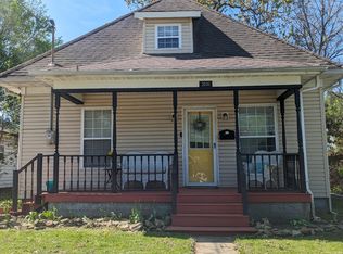 2030 W Atlantic St, Springfield, MO 65803