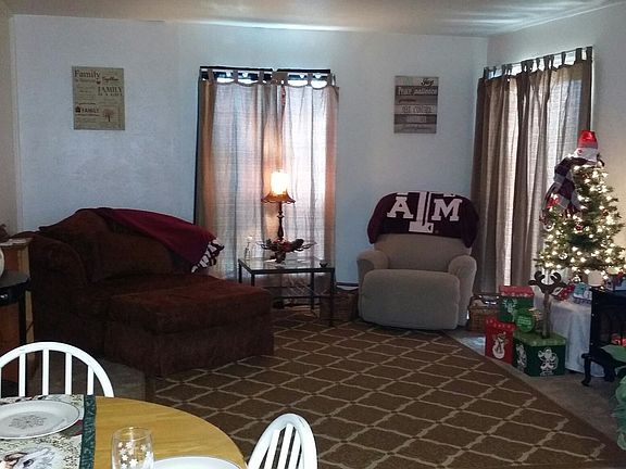 Living room; won't be furnished